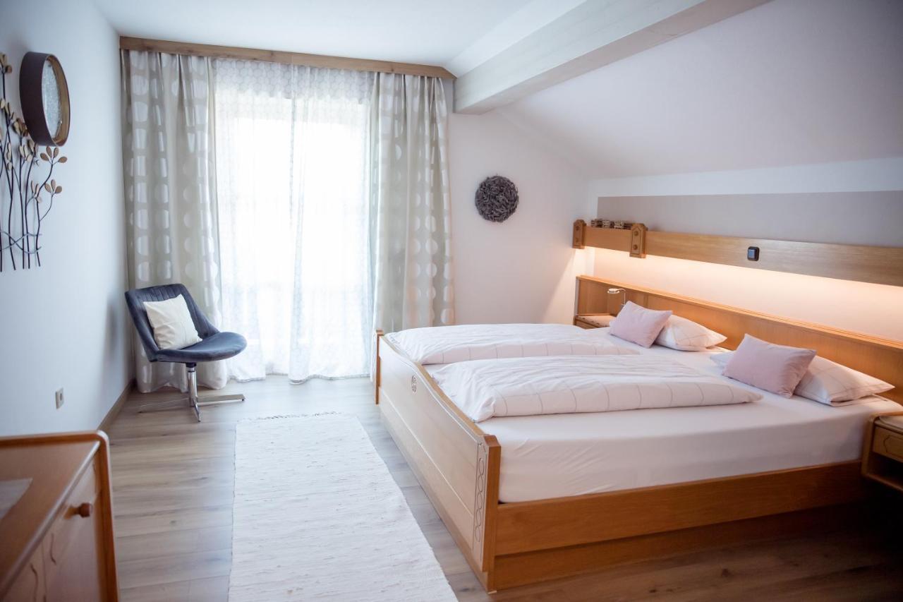 Geisbergerhof Apartment บัดเบียร์นบาค ภายนอก รูปภาพ